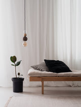 Quu Yhden lasi L pähkinä